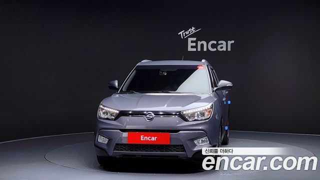 SsangYong Tivoli 2016 thumb 4