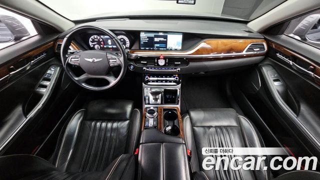 Genesis G90 2016 thumb 8