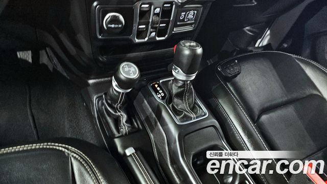 Jeep Wrangler 2023 thumb 10