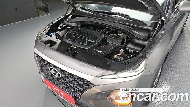 Hyundai Santa Fe 2018 thumb 6