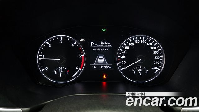 Hyundai Santa Fe 2018 thumb 8