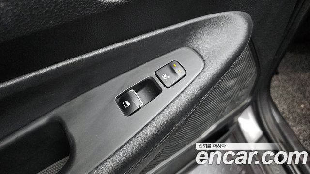 Hyundai Santa Fe 2018 thumb 11
