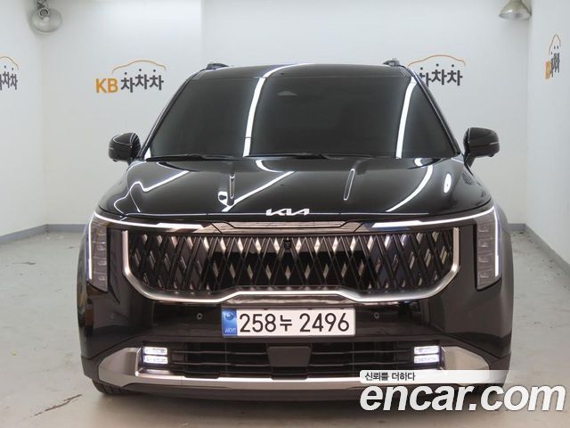 Kia Carnival 2024 thumb 2