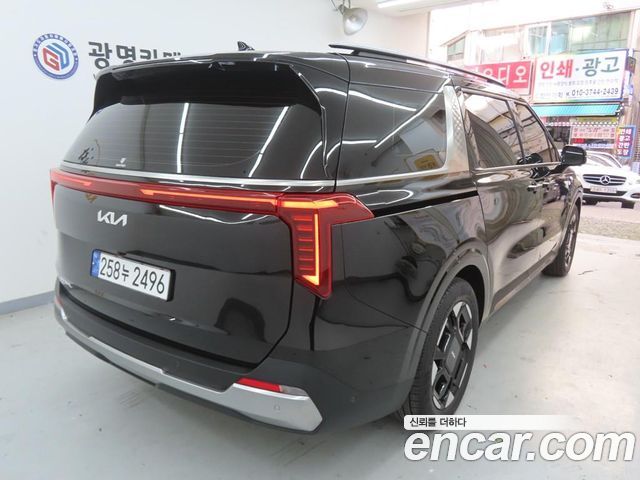 Kia Carnival 2024 thumb 4