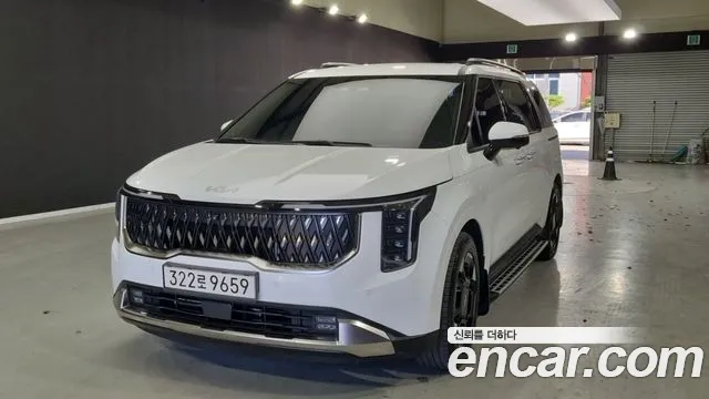 Kia Carnival 2024 thumb 2