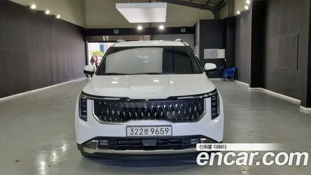 Kia Carnival 2024 thumb 4