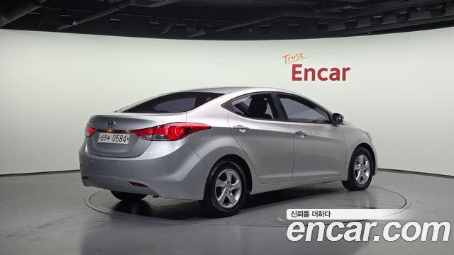 Hyundai Avante 2012 thumb 3