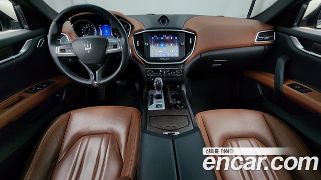 Maserati Ghibli 2014 thumb 7
