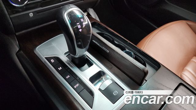 Maserati Ghibli 2014 thumb 9