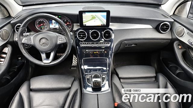 Mercedes-Benz GLC 2017 thumb 8