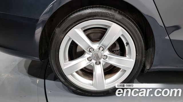 Audi A5 2015 thumb 5