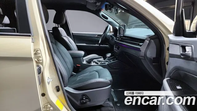 SsangYong Rexton 2024 thumb 10
