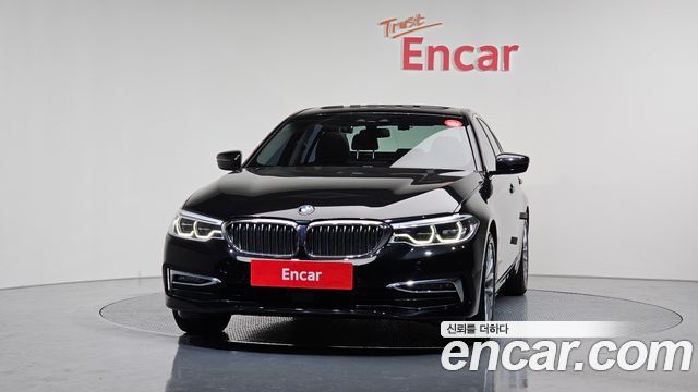 BMW 5 серии 2019 thumb 4