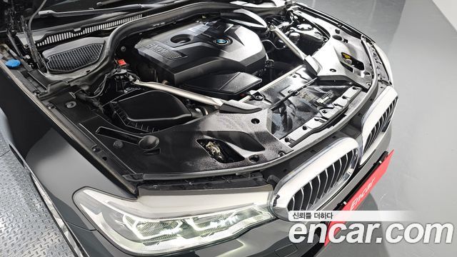 BMW 5 серии 2019 thumb 7