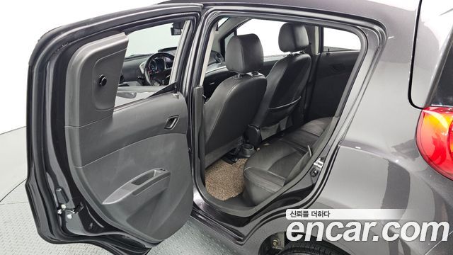Chevrolet Spark 2014 thumb 12