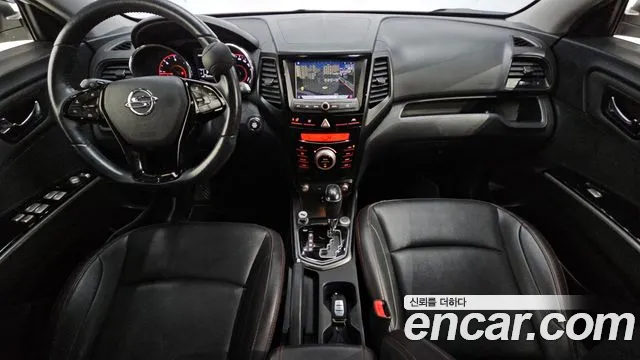 SsangYong Tivoli 2018 thumb 8