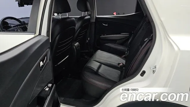 SsangYong Tivoli 2018 thumb 12