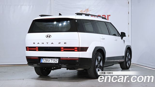 Hyundai Santa Fe 2024 thumb 3