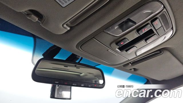 Kia Carnival 2018 thumb 11