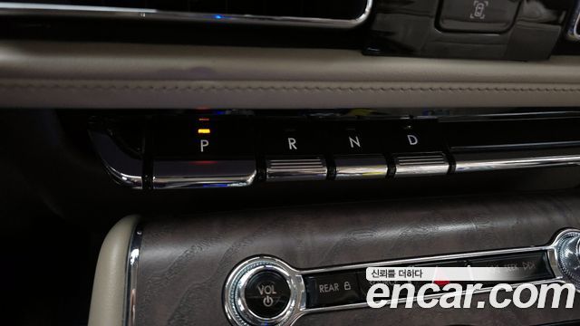 Lincoln Aviator 2020 thumb 9