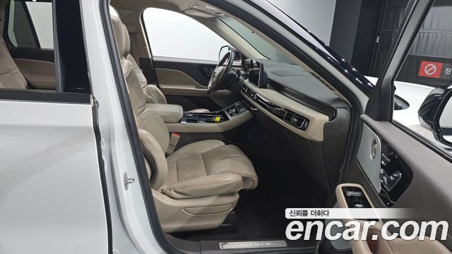 Lincoln Aviator 2020 thumb 10
