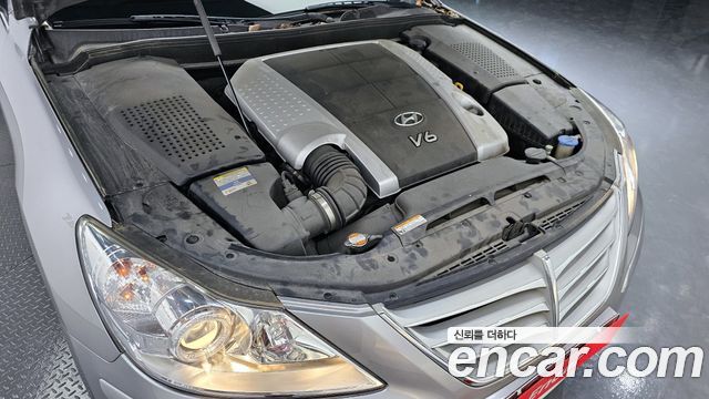 Hyundai Genesis 2010 thumb 6