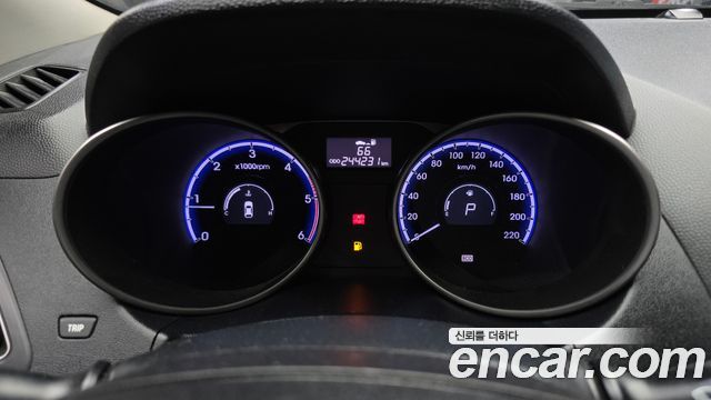 Hyundai Tucson 2009 thumb 8
