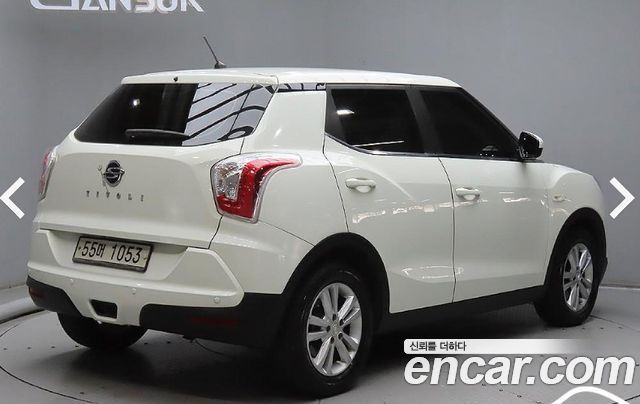 SsangYong Tivoli 2017 thumb 5