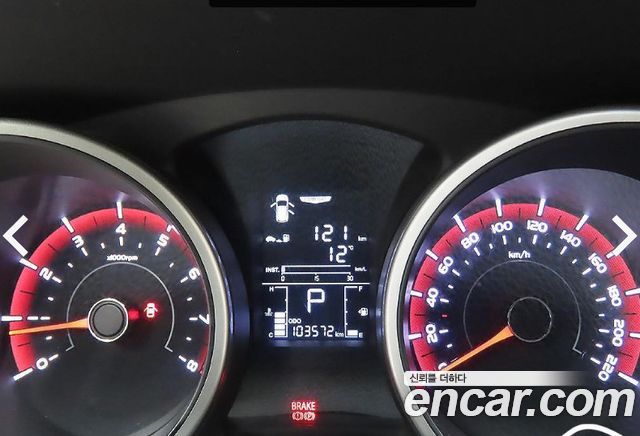 SsangYong Tivoli 2017 thumb 7