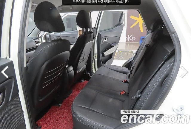 SsangYong Tivoli 2017 thumb 10