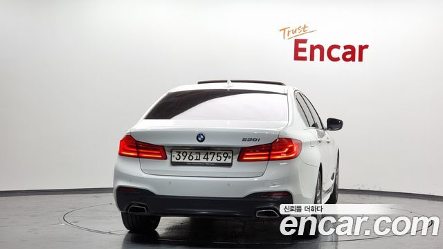 BMW 5 серии 2020 thumb 5