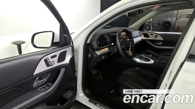 Mercedes-Benz GLE 2019 thumb 10