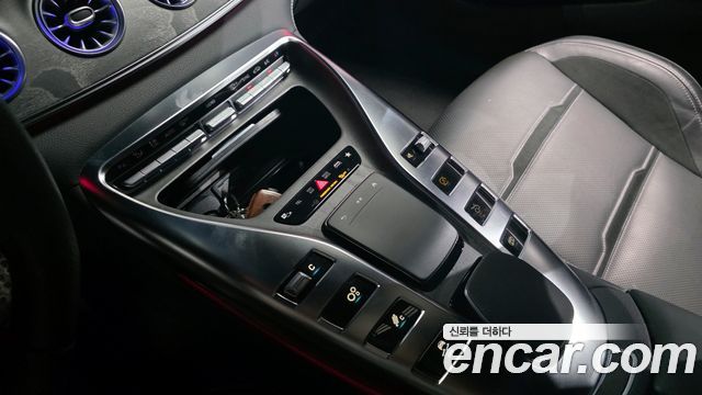 Mercedes-Benz AMG GT 2023 thumb 9