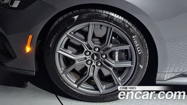 Ford Mustang Mach-E 2024 thumb 6