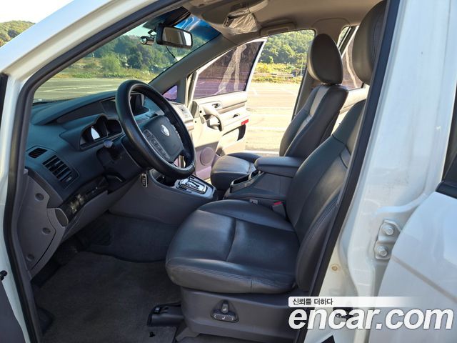 SsangYong Korando 2013 thumb 10