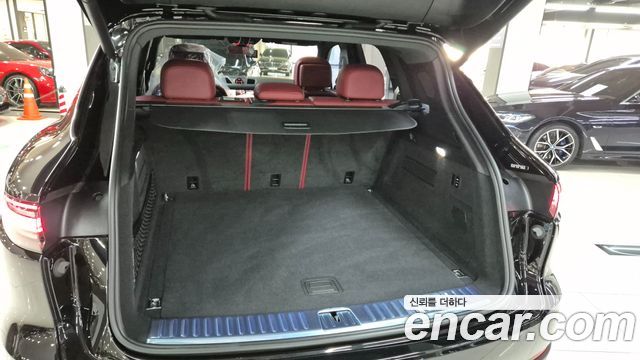 Porsche Cayenne 2023 thumb 7