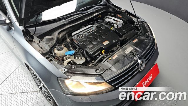 Volkswagen Jetta 2015 thumb 7