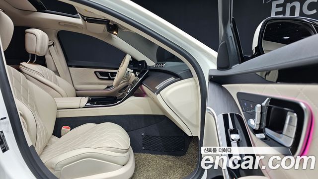 Mercedes-Benz S-Class 2022 thumb 11