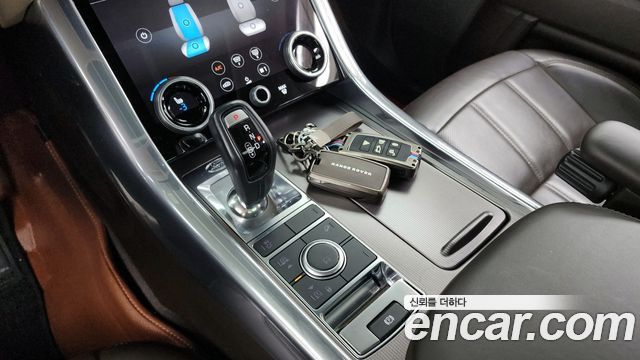 Land Rover Range Rover Sport 2018 thumb 9