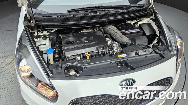 Kia Carens 2016 thumb 6