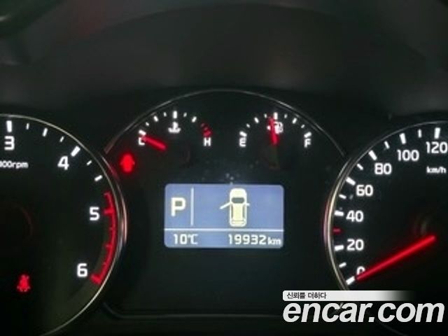 Kia Carens 2016 thumb 8
