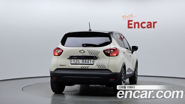 Renault Korea QM3 2014 thumb 4