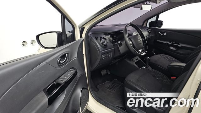 Renault Korea QM3 2014 thumb 10