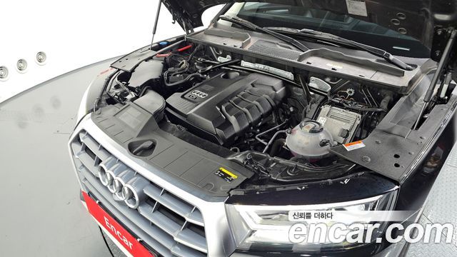 Audi Q5 2020 thumb 6