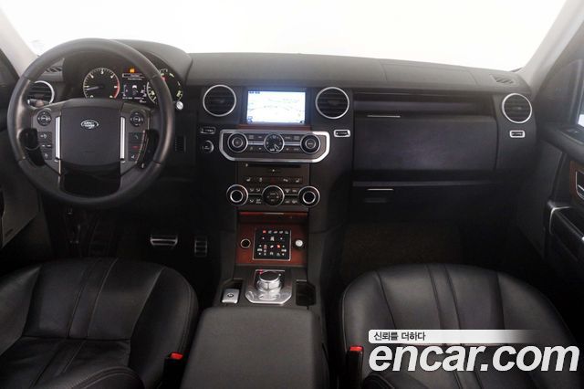 Land Rover Discovery 2016 thumb 2