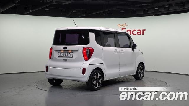Kia Ray 2012 thumb 3