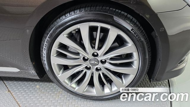 Hyundai Genesis 2015 thumb 6