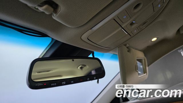 Hyundai Genesis 2015 thumb 12