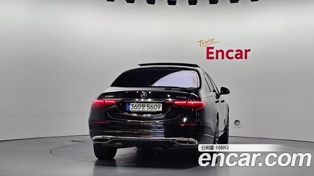 Mercedes-Benz S-Class 2022 thumb 4