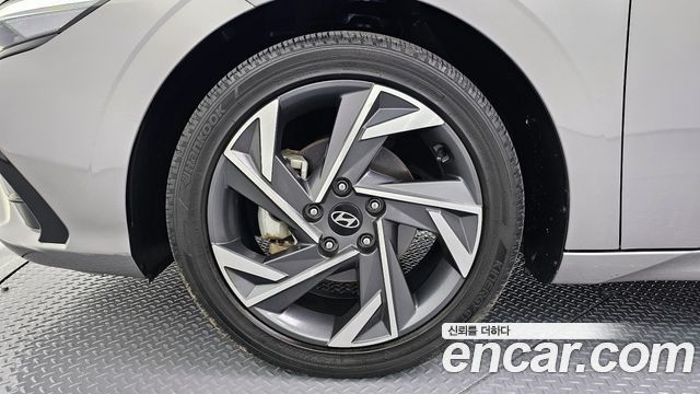 Hyundai Avante 2023 thumb 6